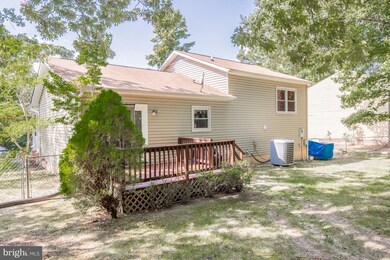 336 Albany St, Fredericksburg, VA 22407 - photo 3