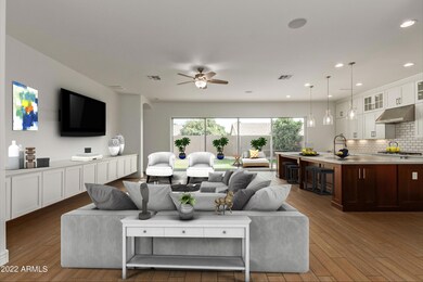 GIANT GREATROOM VIRTUALLY STAGED