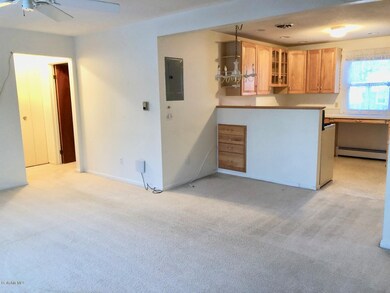 LR towards kitchen