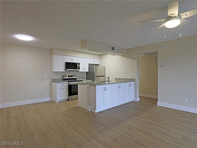 5311 Summerlin Rd unit 1112, Fort Myers, FL 33919 - photo 2