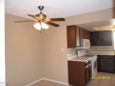 Kitchen eating area