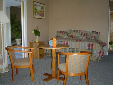 Additional sleeping/sitting area
