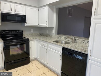 15796 Widewater Dr, Dumfries, VA 22025 - photo 4