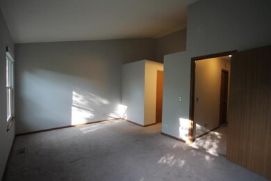 1148 Stillwater Rd unit 1148, Elgin, IL 60120 - photo 6