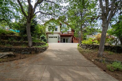 Mature Trees and Landscaping