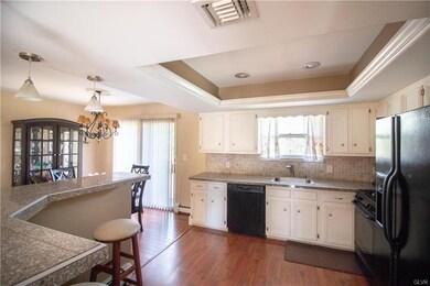 91 6th St, Whitehall, PA 18052 - photo 4