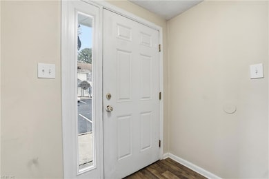 2125 Point Hollow Ct, Virginia Beach, VA 23455 - photo 5