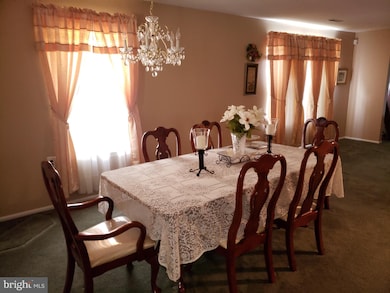 15 Pinecrest Dr, Woodbury, NJ 08096 - photo 4