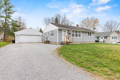 9 David St, Lisbon, ME 04252 - photo 2