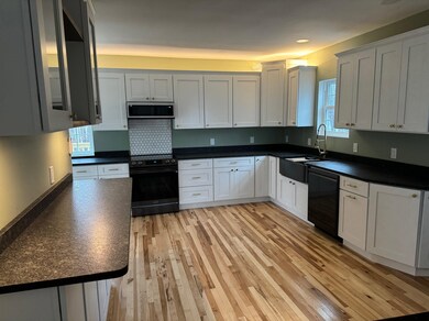 5 Crockett St, Rochester, NH 03867 - photo 6