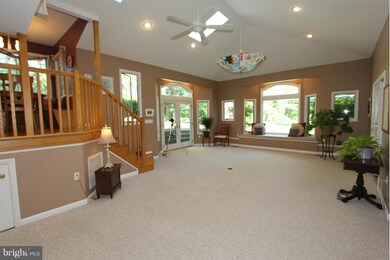 7925 Edgewood Farm Rd, Frederick, MD 21702 - photo 5