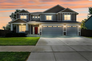 4310 NW Commons Dr, Pasco, WA 99301 - photo 2