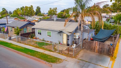 408 N Orchard St, Fresno, CA 93701 - photo 3