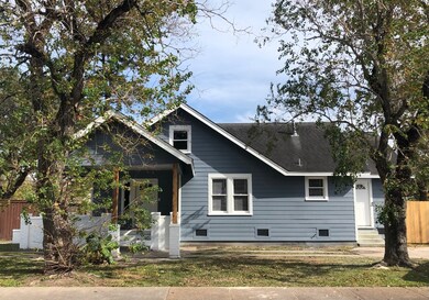 2200 Avenue M, Rosenberg, TX 77471 - photo 3