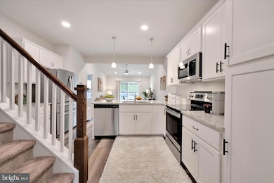 101 Staplehill Ct, Sinking Spring, PA 19608 - photo 4