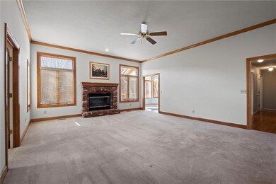 11702 Jefferson St, Kansas City, MO 64114 - photo 6