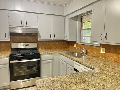 2002 Melissa Ln, Springdale, AR 72762 - photo 6