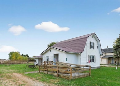 26054 Locust Grove Rd, New Holland, OH 43145 - photo 3