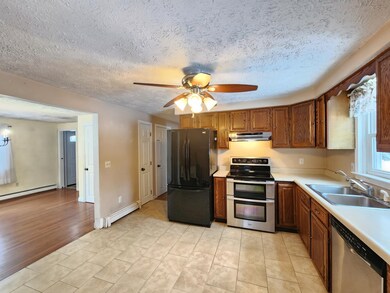 6 Hilliard Rd, Chichester, NH 03258 - photo 2