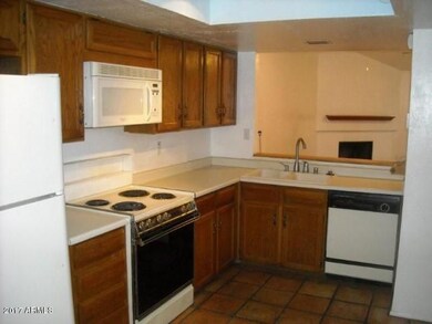 Kitchen- 1608 S. River Dr. - Austin Flec