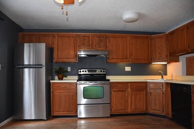 150 Bartemus Trail unit U71, Nashua, NH 03063 - photo 3