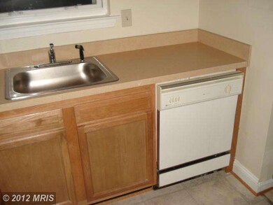 1975 Addison Rd S unit 1975, District Heights, MD 20747 - photo 3