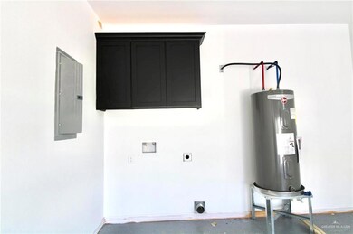 129 Irvine Ave, Alamo, TX 78516 - photo 7