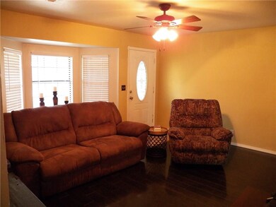 26 E Midland St, Shawnee, OK 74804 - photo 3