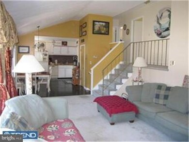 127 Colonial Ave, Norristown, PA 19403 - photo 3