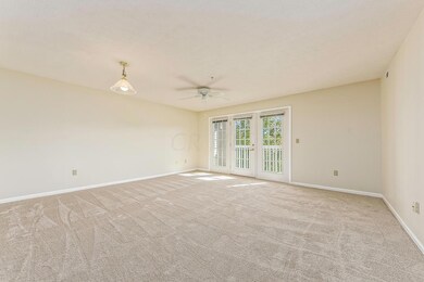 Living/Dining Area