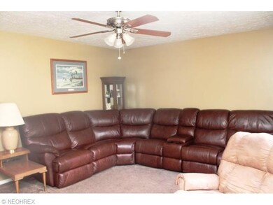 Spacious Living Room!