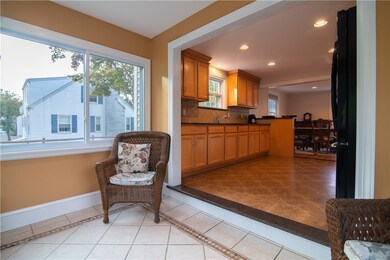 215 Promenade St, Barrington, RI 02806 - photo 5