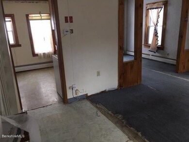 3 Palmer Ave, North Adams, MA 01247 - photo 7