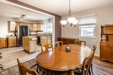 3711 E 57th St, Indianapolis, IN 46220 - photo 7