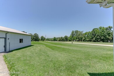 1049 Bethel Church Rd, Mount Washington, KY 40047 - photo 4