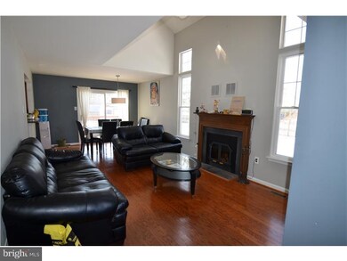 2736 Towamencin Ave, Hatfield, PA 19440 - photo 5