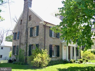 105 N Duke St, Shepherdstown, WV 25443 - photo 5