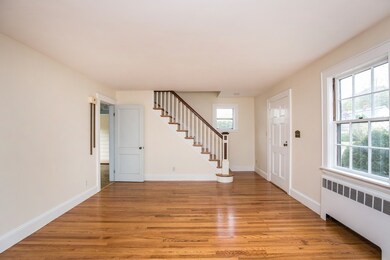 18 Robert Rd, Marblehead, MA 01945 - photo 2