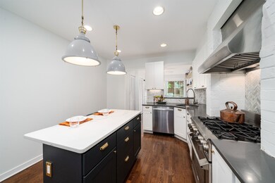 331 Pavonia Ave, Jersey City, NJ 07302 - photo 6