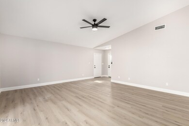 5208 W Purdue Ave, Glendale, AZ 85302 - photo 7