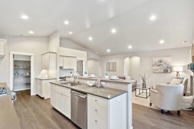 Kitchen Con't