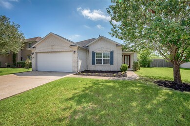 2807 Waterside Trail, Pearland, TX 77584 - photo 2