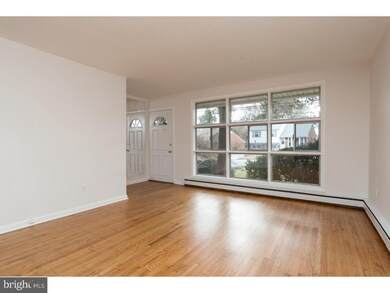 4401 Chandler Dr, Brookhaven, PA 19015 - photo 2