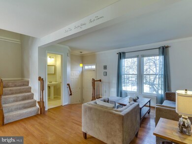 8567 Cabot Ct, Manassas, VA 20111 - photo 6