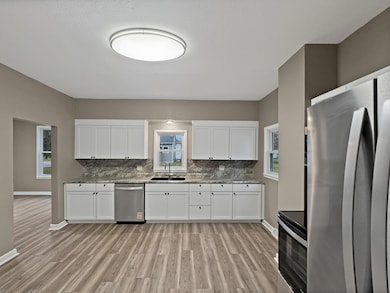 2819 24th St, Slayton, MN 56172 - photo 4