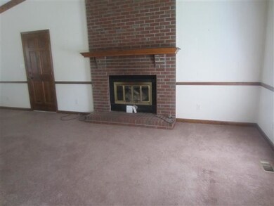 2608 Northwoods Dr, Jacksonville, NC 28540 - photo 2