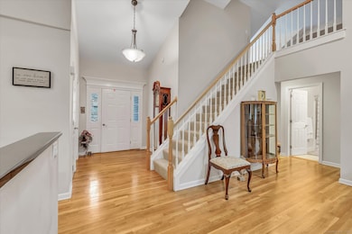 498 Elk Run unit 498, Shelton, CT 06484 - photo 3