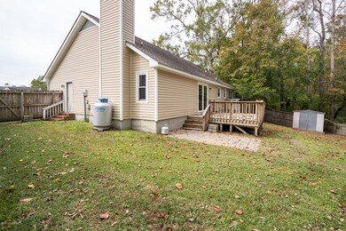 141 Settlers Cir, Jacksonville, NC 28546 - photo 6