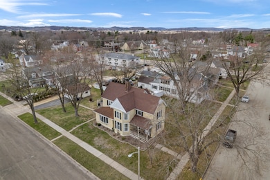 500 N Spring (2)