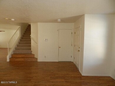Living Room 4